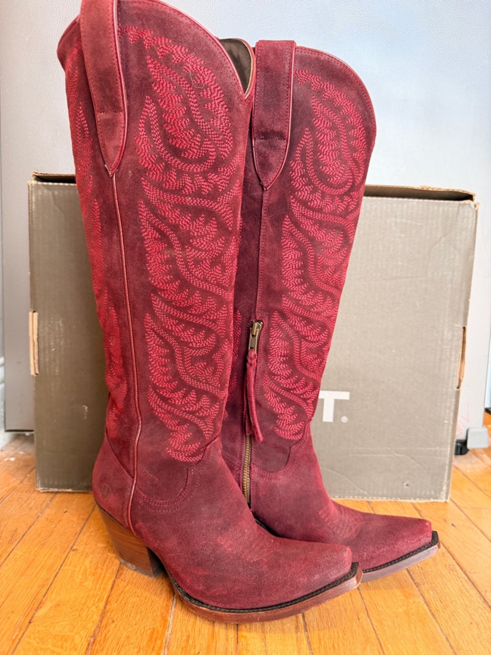 Ariat Red Maroon Suede Laramie X Toe Western Boot - Picture 4 of 8